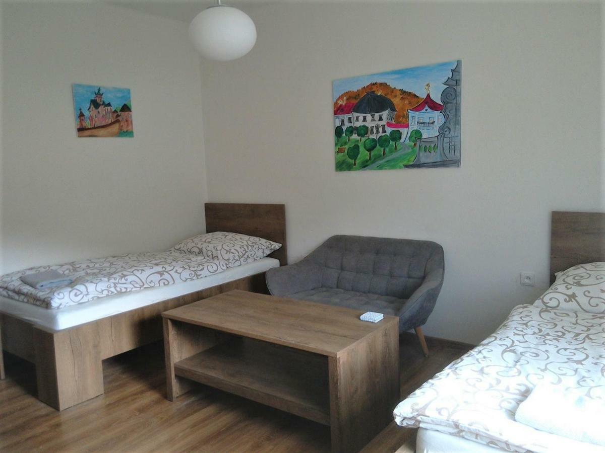 Apartman S Vyhladom Apartment Kremnica Bagian luar foto