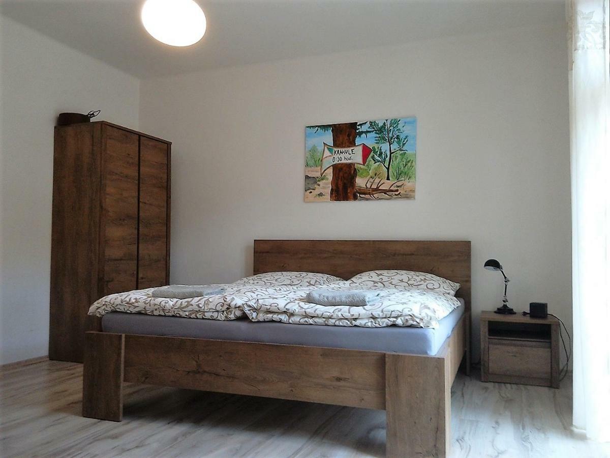 Apartman S Vyhladom Apartment Kremnica Bagian luar foto